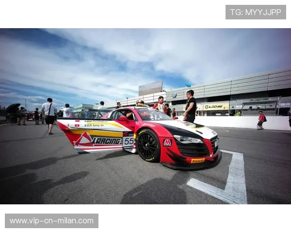 赛车新赛道挑战选手极限技术