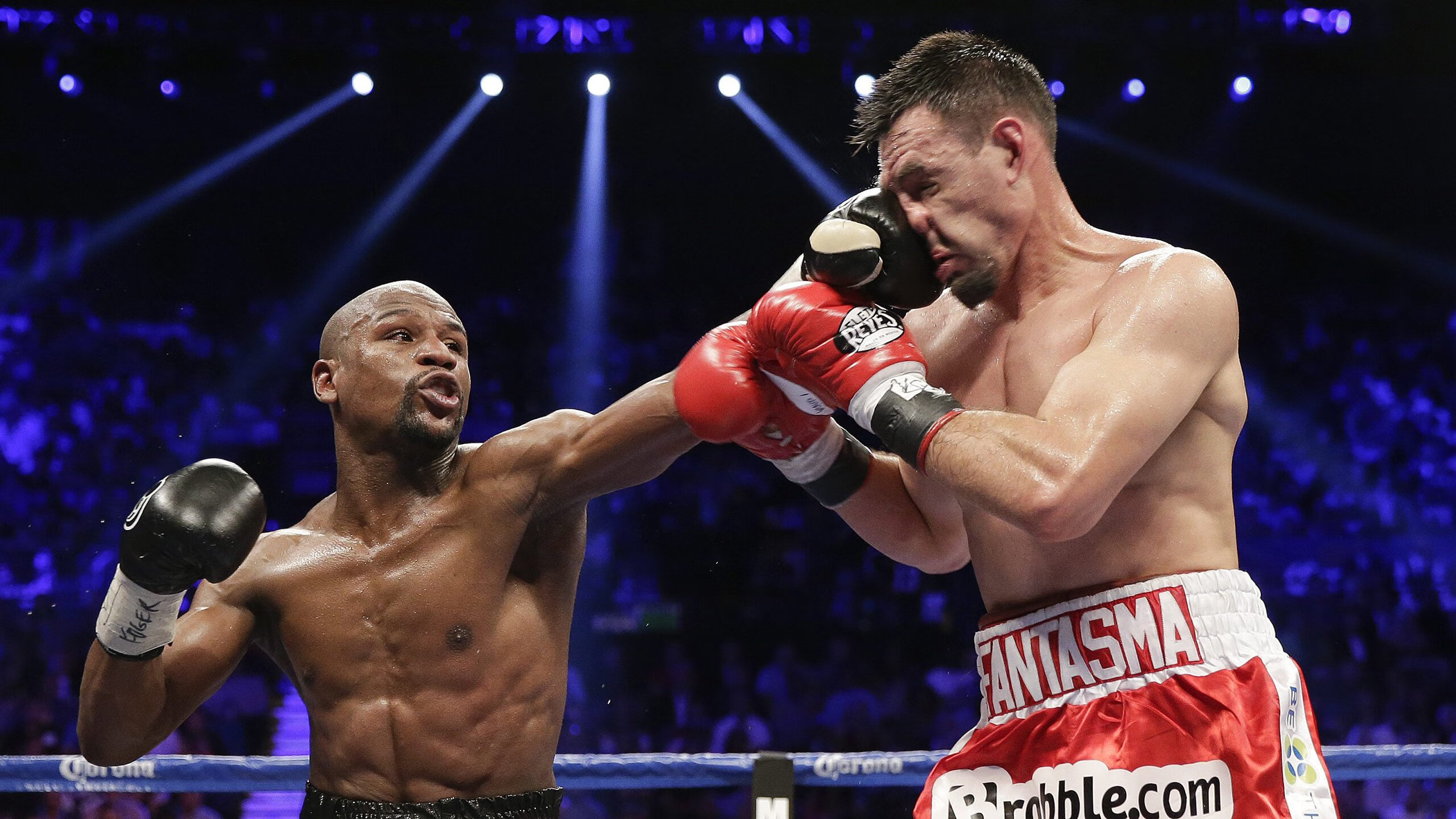 KPL赛场再次爆发翻盘奇迹全网沸腾，kpl比赛现场